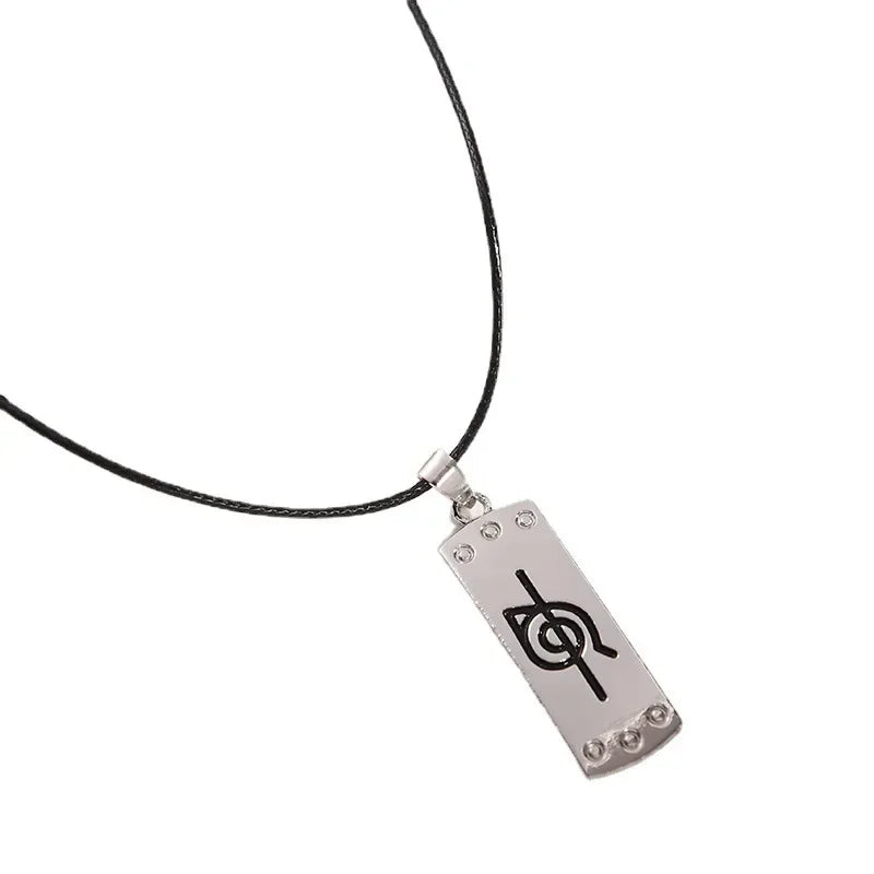 Collar Naruto Akatsuki – Colgante Nube Roja Estilo Itachi